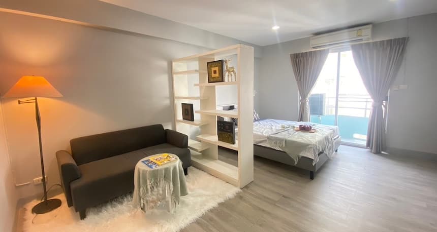 Studio One & Studio Zone Condominium Image Slider 5