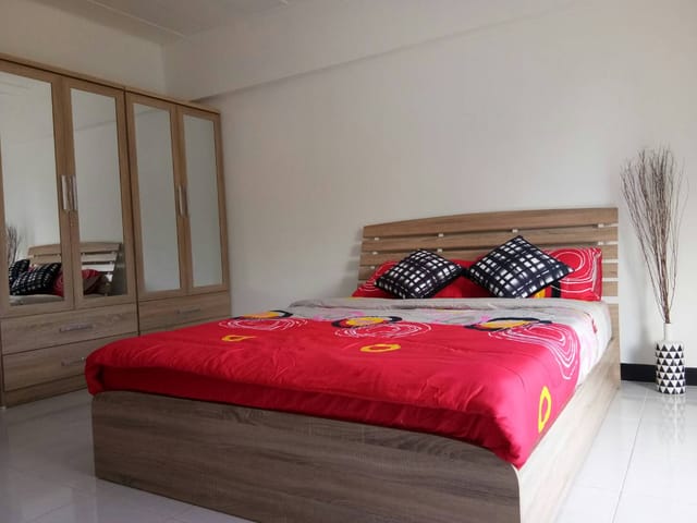 Room Image 2