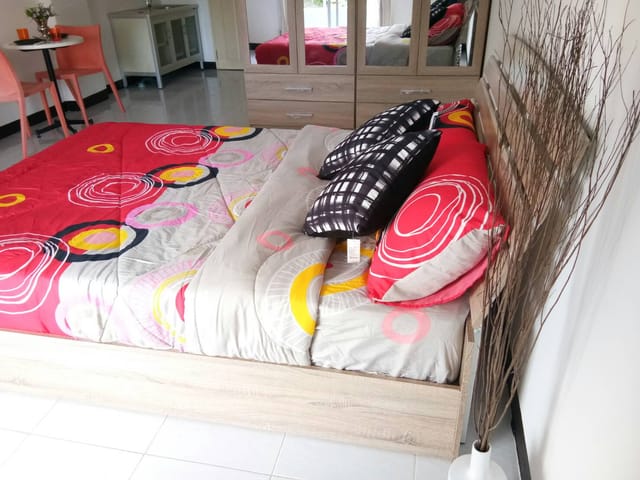 Room Image 3