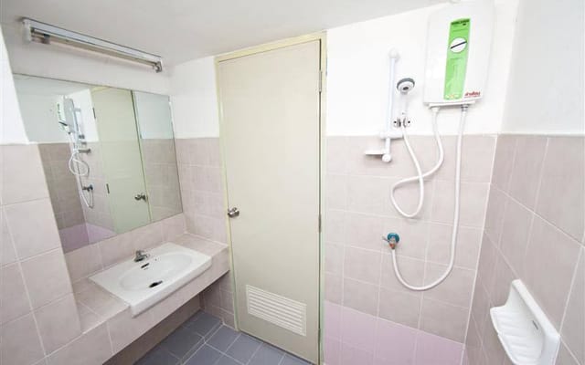 Room Image 2